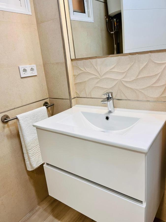 Moderno Y Nuevo Apartamento Playa Apartment เบนัลมาเดนา ภายนอก รูปภาพ