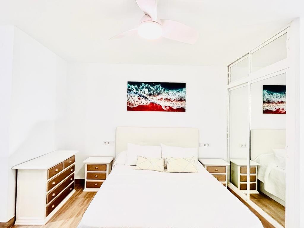 Moderno Y Nuevo Apartamento Playa Apartment เบนัลมาเดนา ภายนอก รูปภาพ